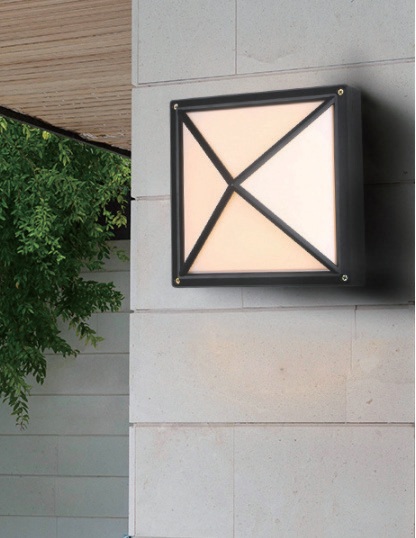 Square wall‑mounted lamp