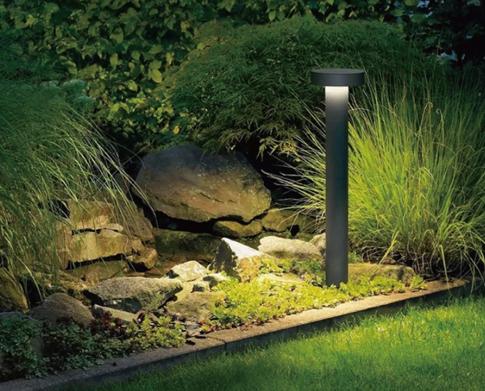 Mushroom / Flat-Top Bollard Light