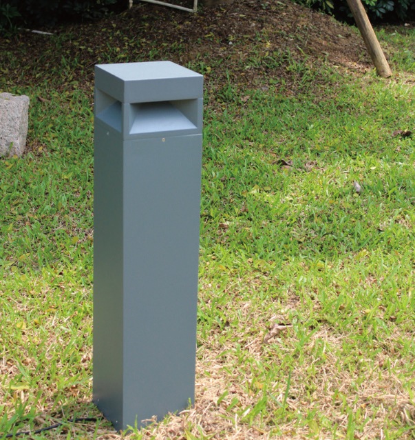 Square Slanted-Cutout Bollard Light
