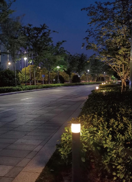 Cylindrical Bollard Light with Opal Diffuser