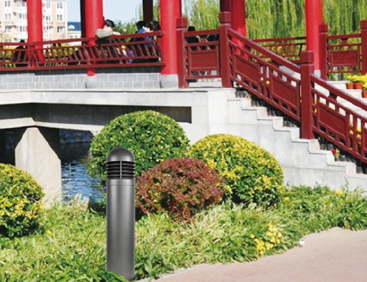 Round Column Louvered Bollard Light