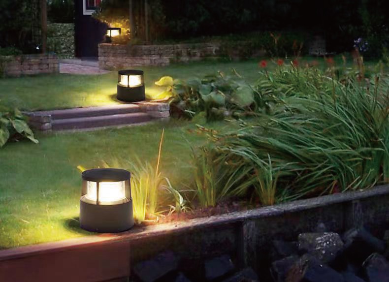 Low‑height bollard