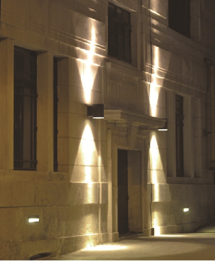 Cylindrical Outdoor Wall Light