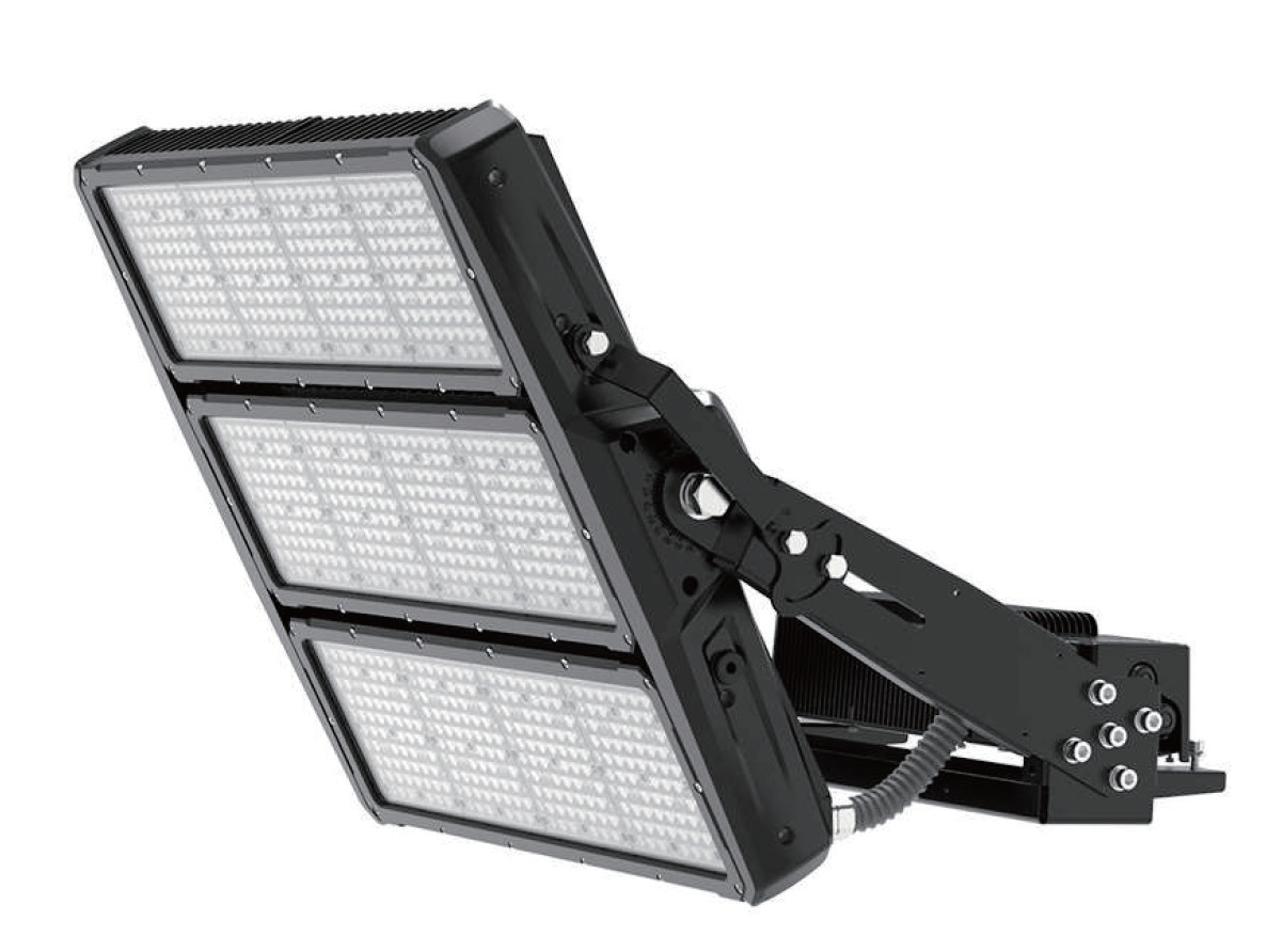 FLOOD LIGHT