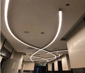 Bendable suspension linear Light