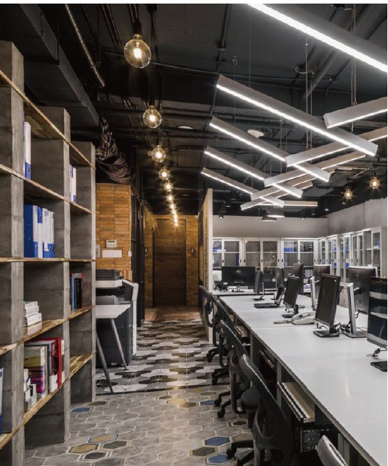 Suspended Office Linear Light