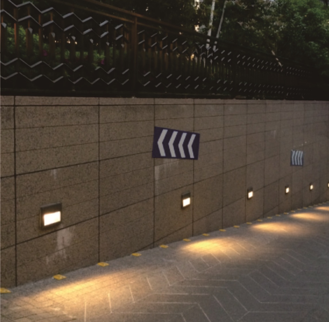 Outdoor Footlight