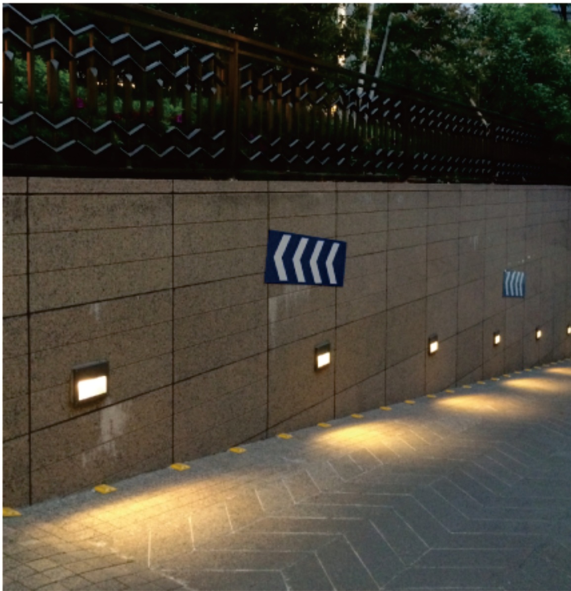 Outdoor Footlight
