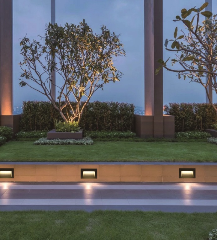 Outdoor Footlight