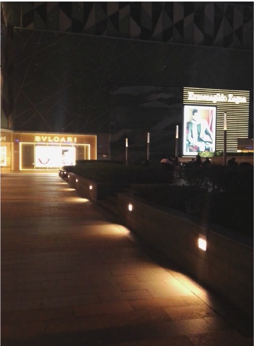 Outdoor Footlight